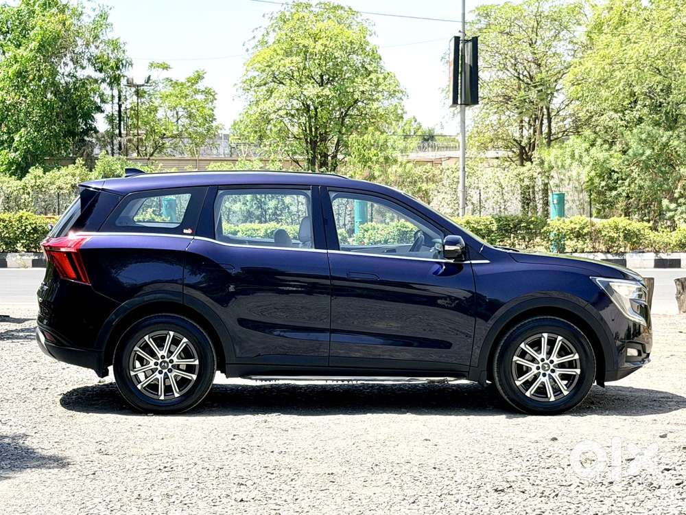 Mahindra Xuv700 2.2 Ax 7 Diesel At Str, 2022, Diesel