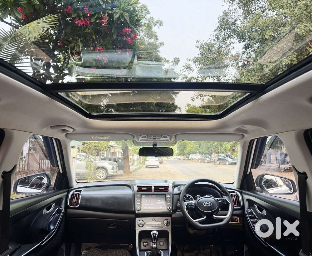 Hyundai Creta 1.5 S Plus Knight Diesel Dual Tone, 2023, Diesel