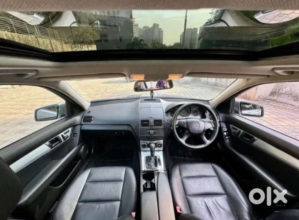 Mercedes-benz C-class 2010 Petrol 79000 Km Driven