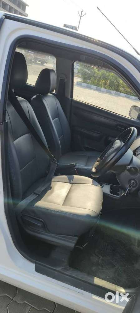 Maruti Suzuki Swift Dzire Tour Ldi, 2015, Diesel