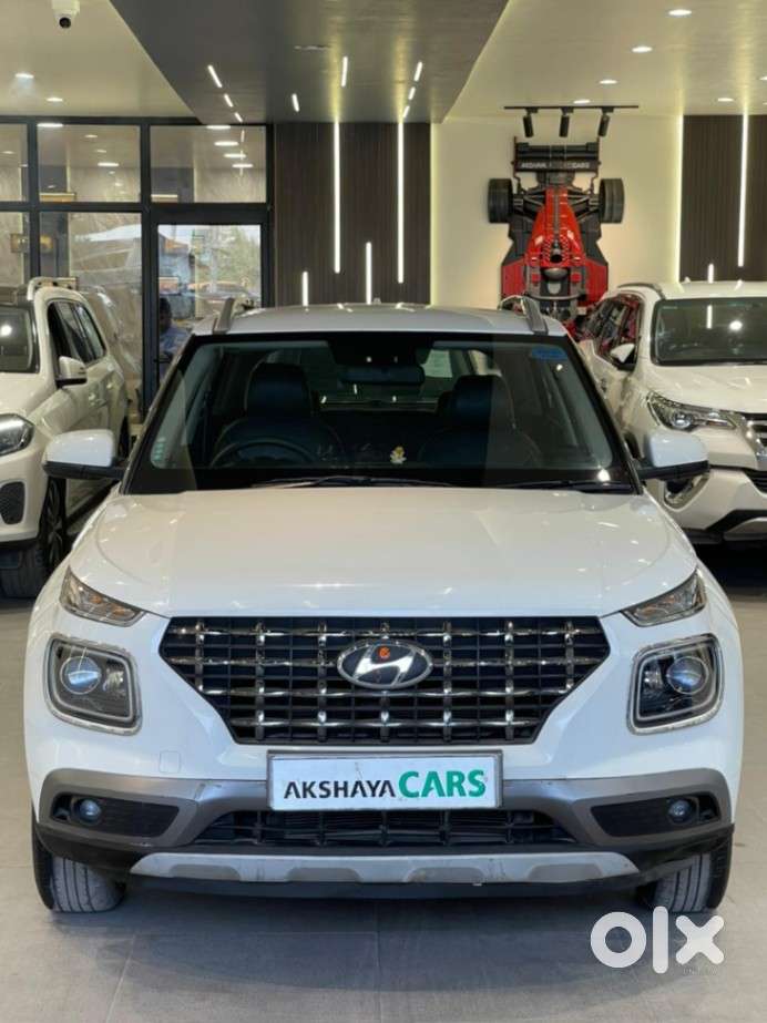 Hyundai Venue 1.2 S Plus, 2022, Petrol