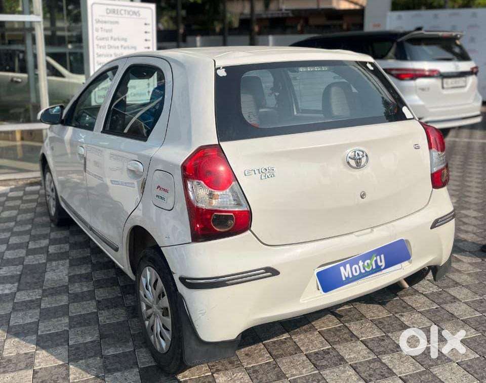 Toyota Etios Liva 2014-2016 G, 2016, Petrol