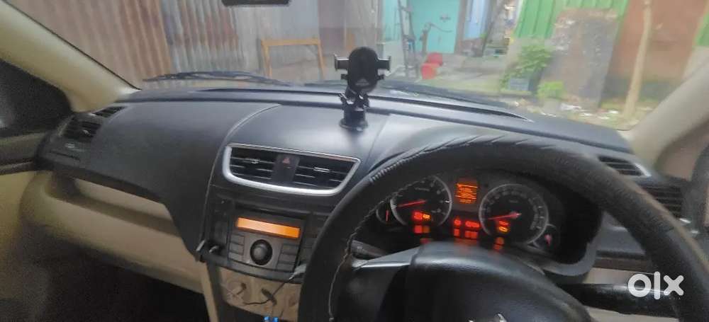 Maruti Suzuki Swift Dzire 2015 Petrol 78500 Km Driven