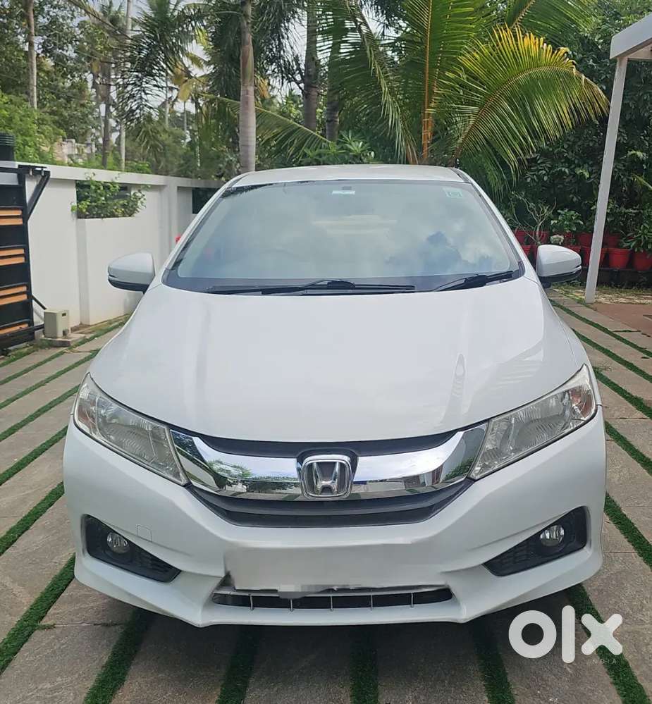 Honda City 1.5 V 2015