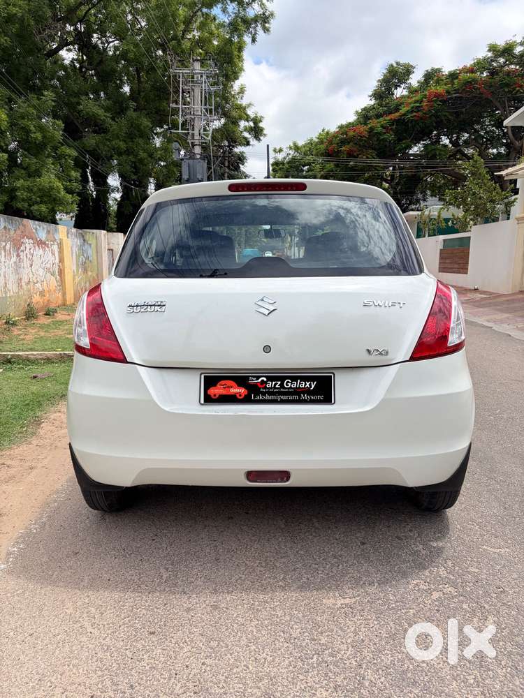 Maruti Suzuki Swift Vxi + Manual, 2016, Petrol