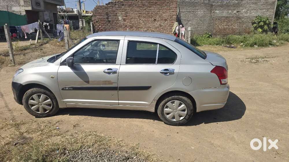 Maruti Suzuki Dzire 1.2 2011