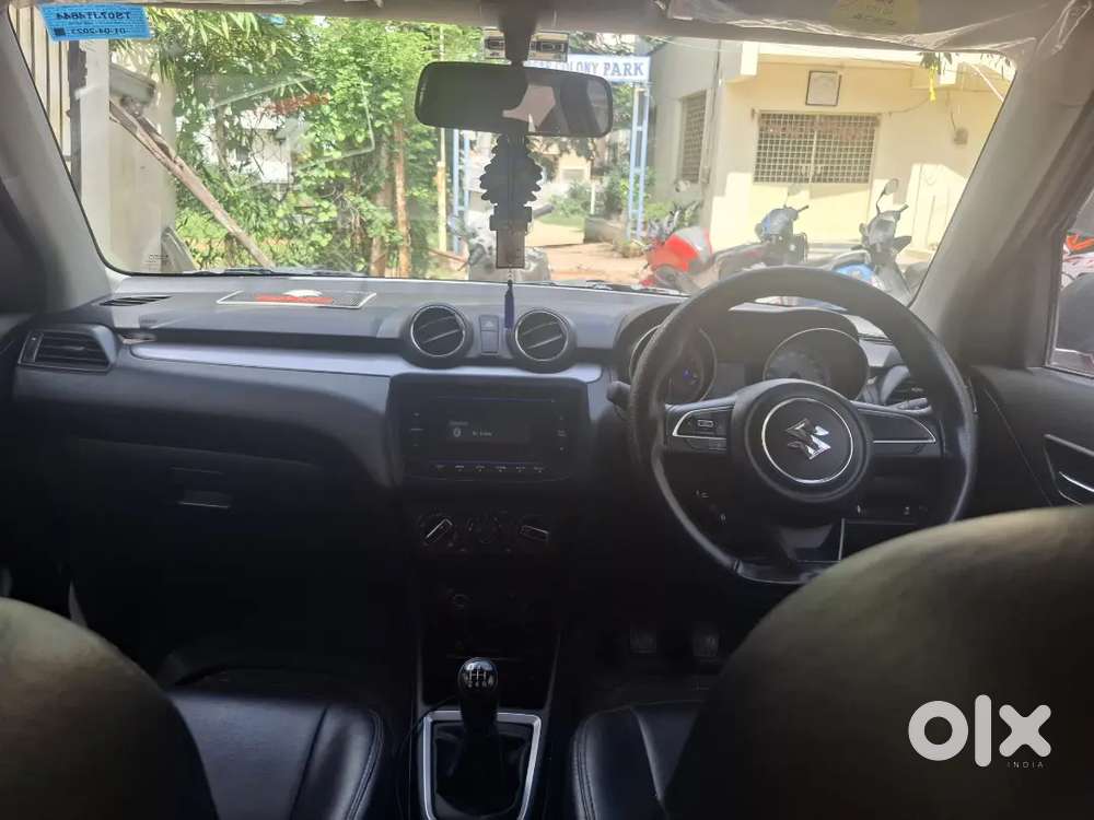 Maruti Suzuki Swift Vxi Petrol 2023