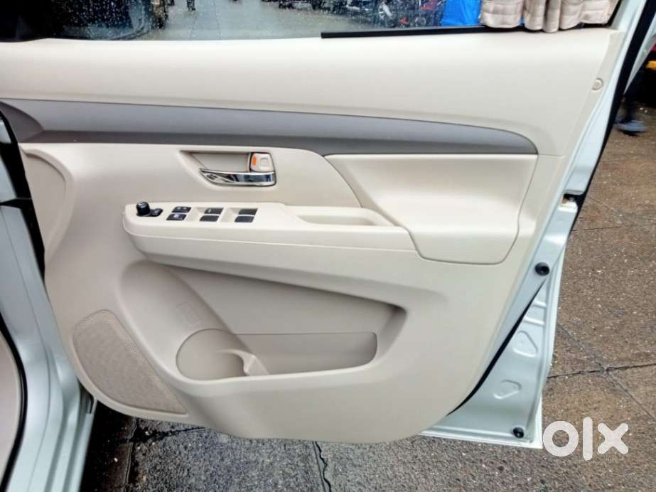 Maruti Suzuki Ertiga Vxi Shvs, 2019, Petrol
