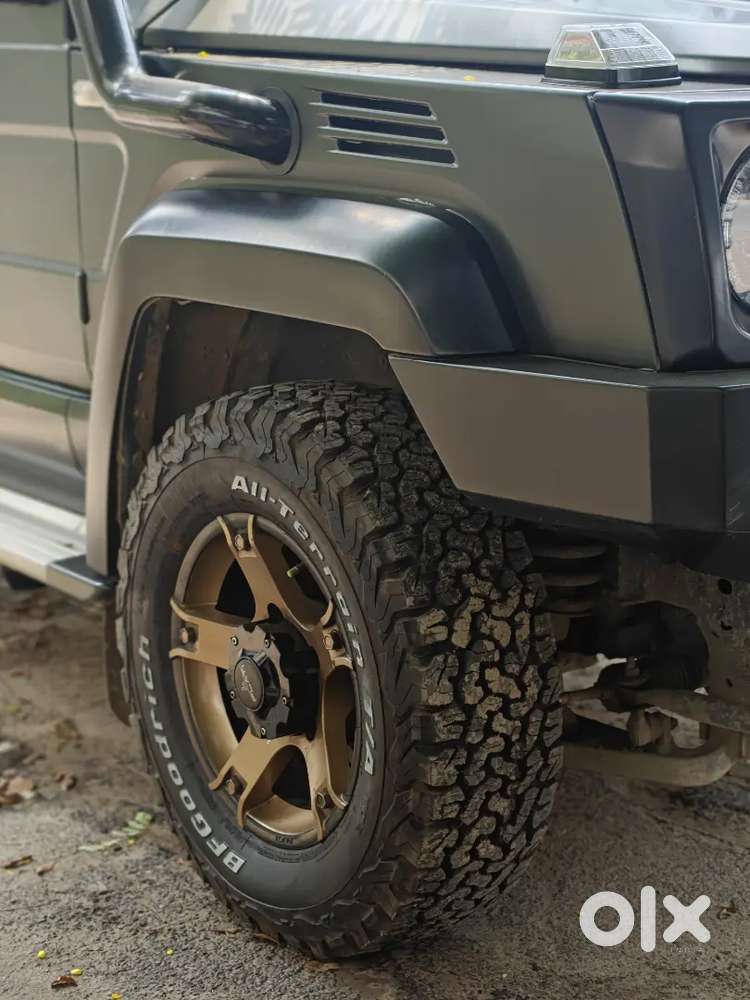 Force Gurkha 4x4x4 2022 With Accessories Worth 5 Lacs