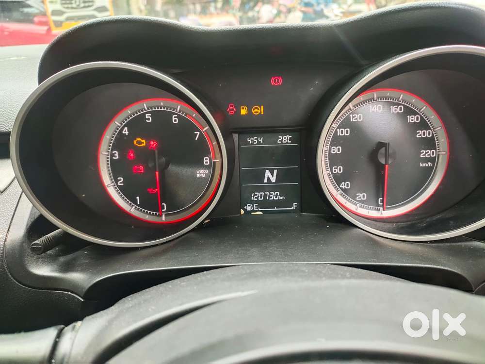 Maruti Suzuki Swift Amt Vxi, 2018, Petrol