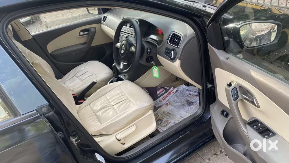 Volkswagen Vento Petrol Highline At, 2011, Petrol