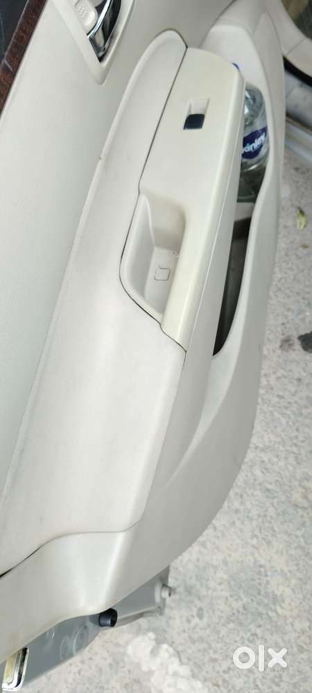 Maruti Suzuki Dzire 1.2 Vxi, 2012, Petrol