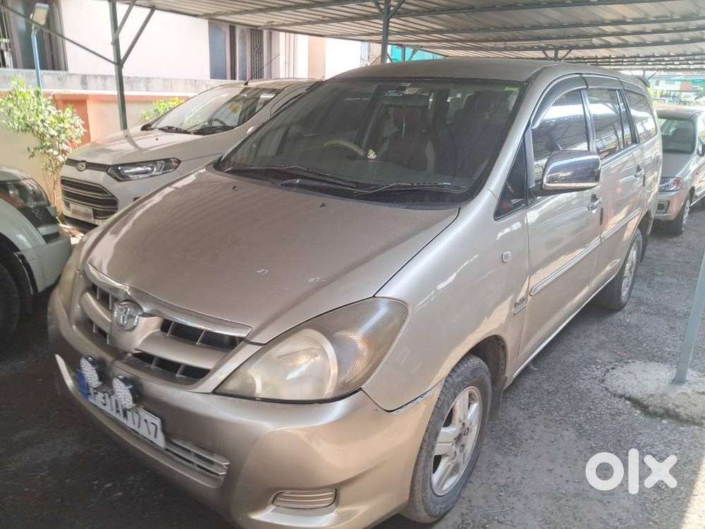 Toyota Innova 2.5 V 7 Str, 2007, Diesel