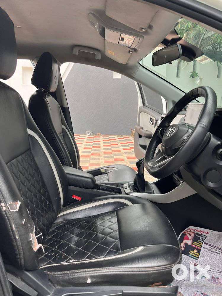 Tata Altroz, 2020, Petrol