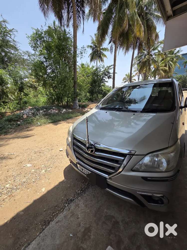 Toyota Innova 2015 Diesel Well Maintained