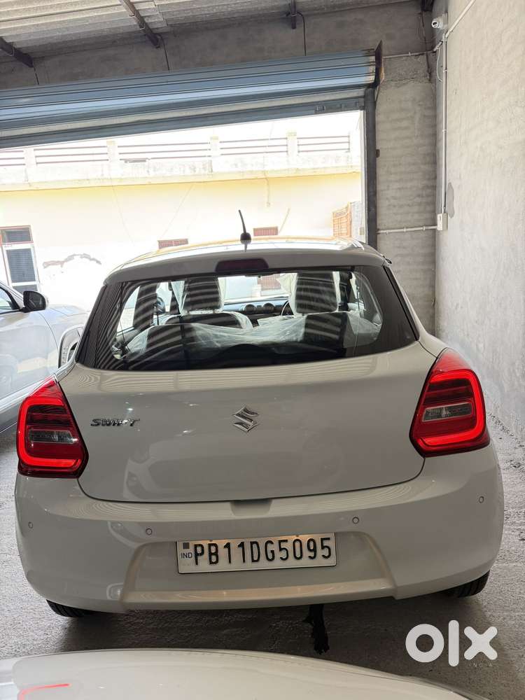 Maruti Suzuki Swift Vxi Optional, 2024, Petrol