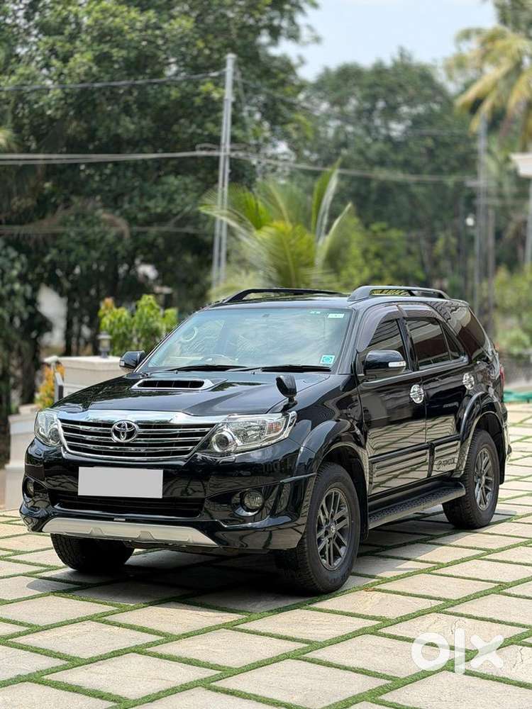 Toyota Fortuner 2016