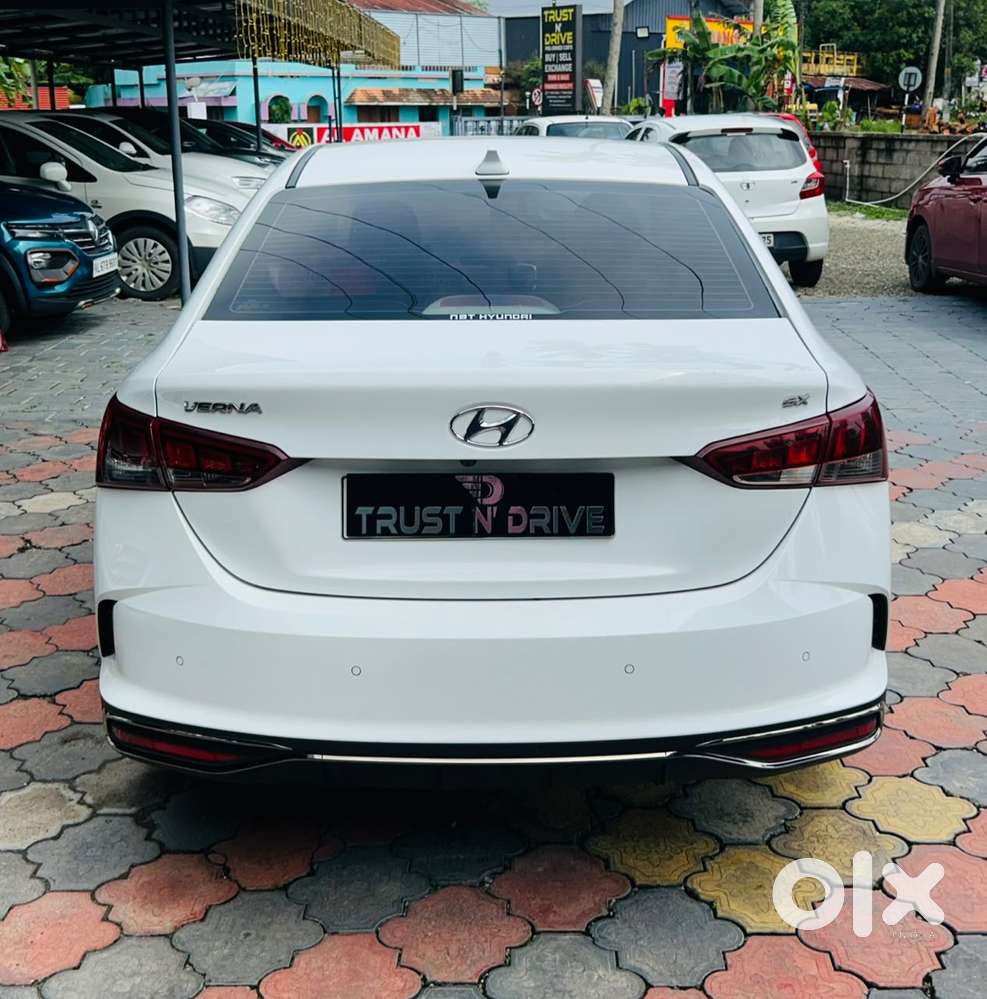 Hyundai Verna 1.6 Sx (o) Vtvt At, 2022, Petrol