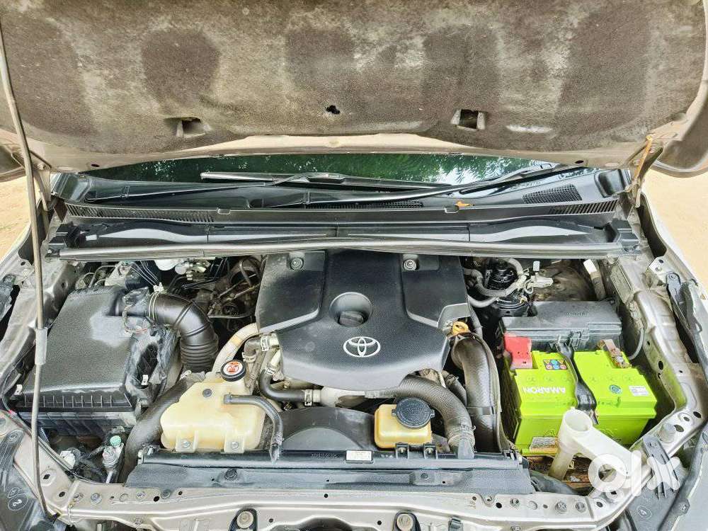 Toyota Innova Crysta 2.8 Zx At 7 Seater, 2019, Diesel