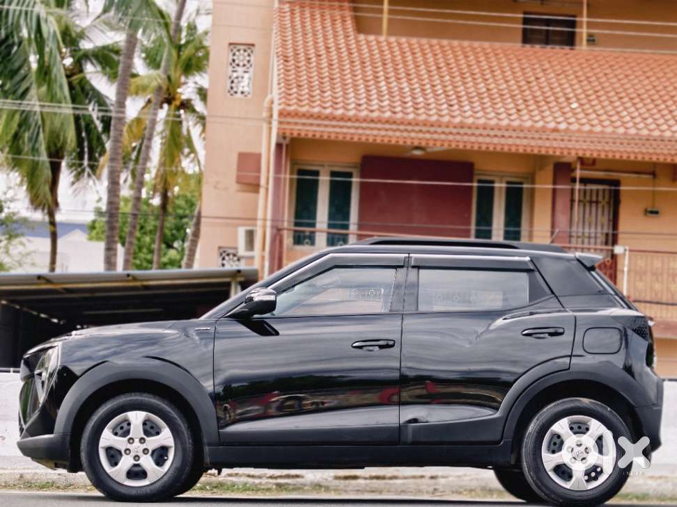 Mahindra Xuv 3xo, 2024, Petrol