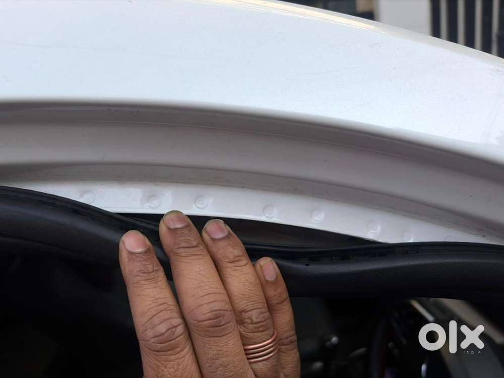 Mahindra Petrol Car 2022