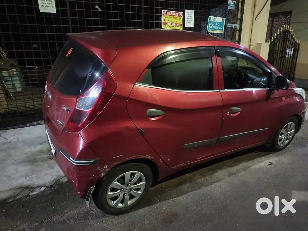 Hyundai Eon Magna 2012