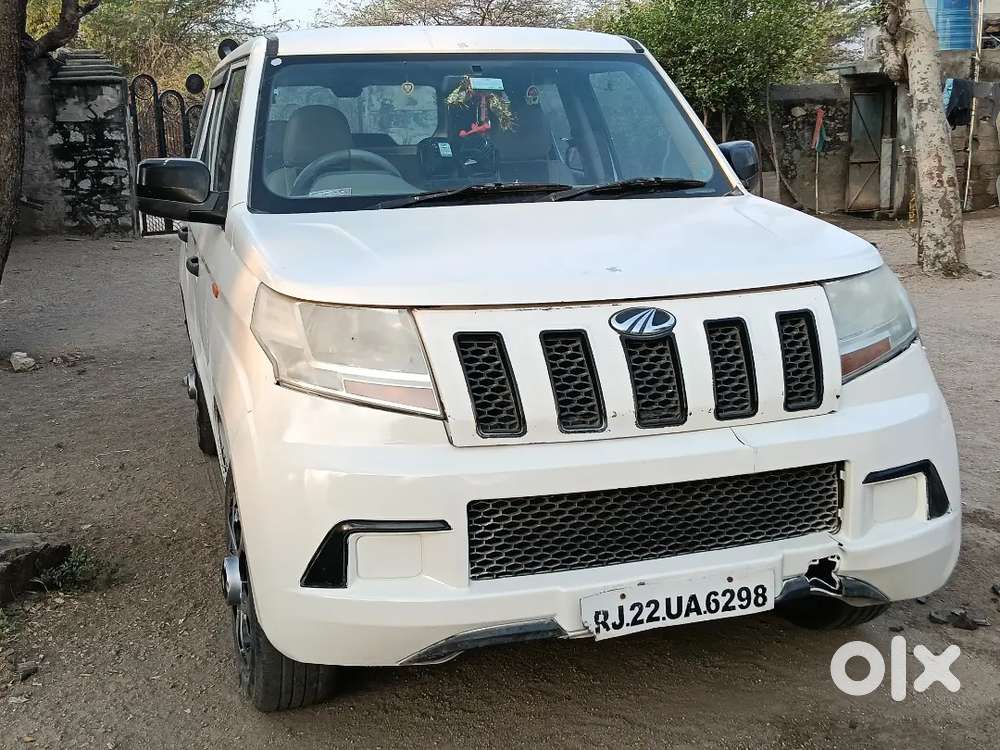 Mahindra Tuv 300 Plus 2018