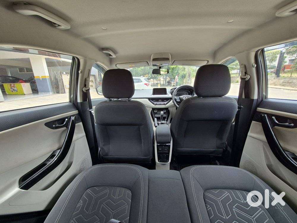 Tata Nexon 1.2 Revotron Xza Plus, 2020, Petrol