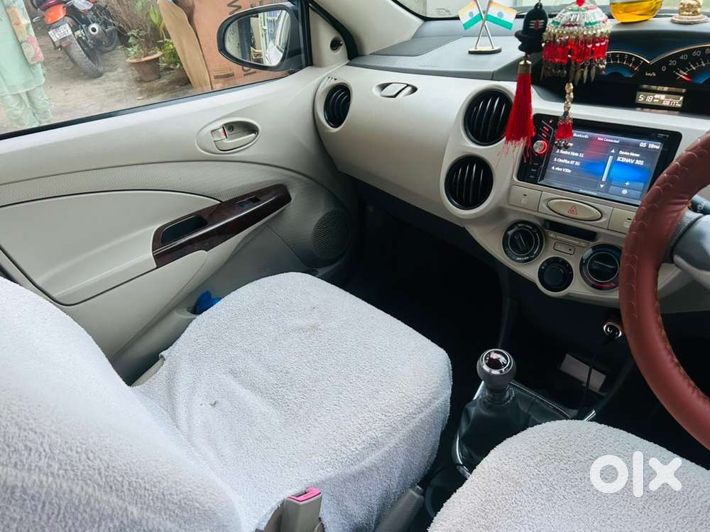 Toyota Etios 2016 Diesel Well Maintained.zero Dept Insurance Service