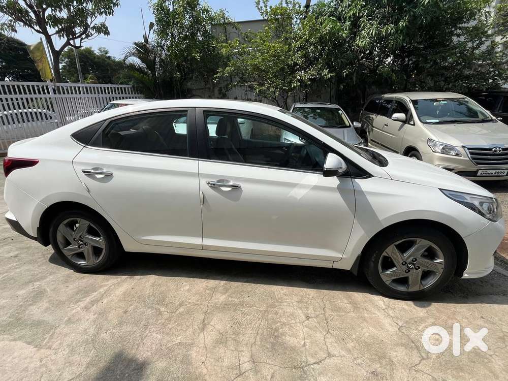 Hyundai Verna Sx 1.5 Petrol Ivt, 2021, Petrol
