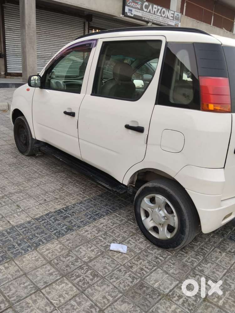 Mahindra Quanto C8, 2013, Diesel
