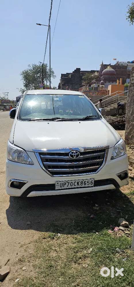 Toyota Innova 2013 Diesel Well Maintained