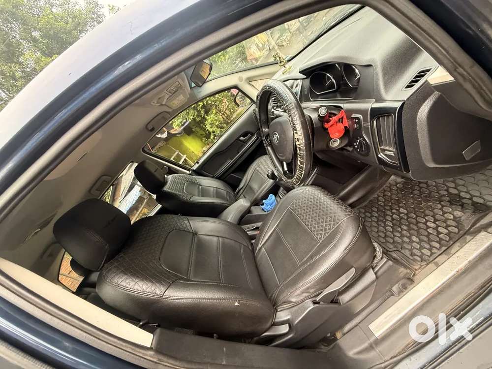 Tata Hexa 2.2 Xe 2018