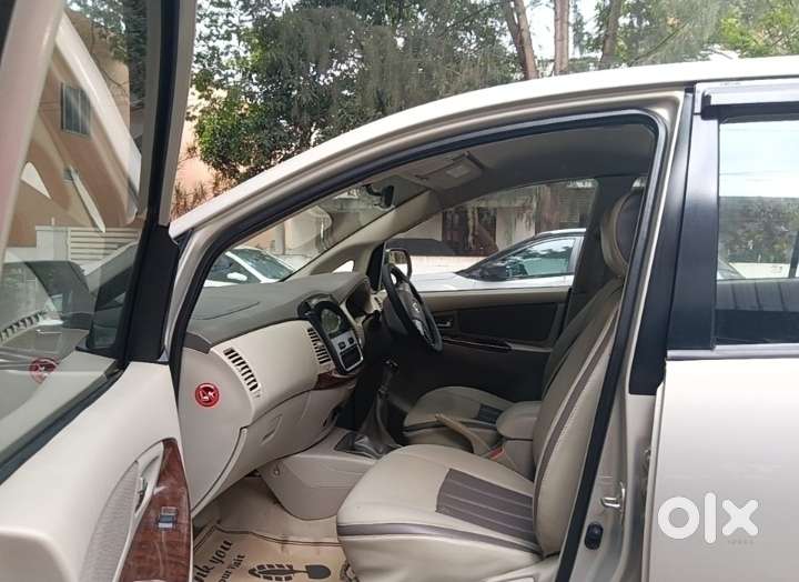 Toyota Innova 2.5 V 7 Str, 2012, Diesel