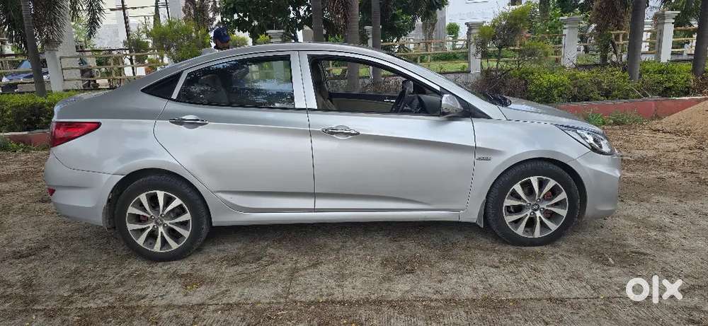 Hyundai Verna Crdi Sx 2014 Diesel Manual