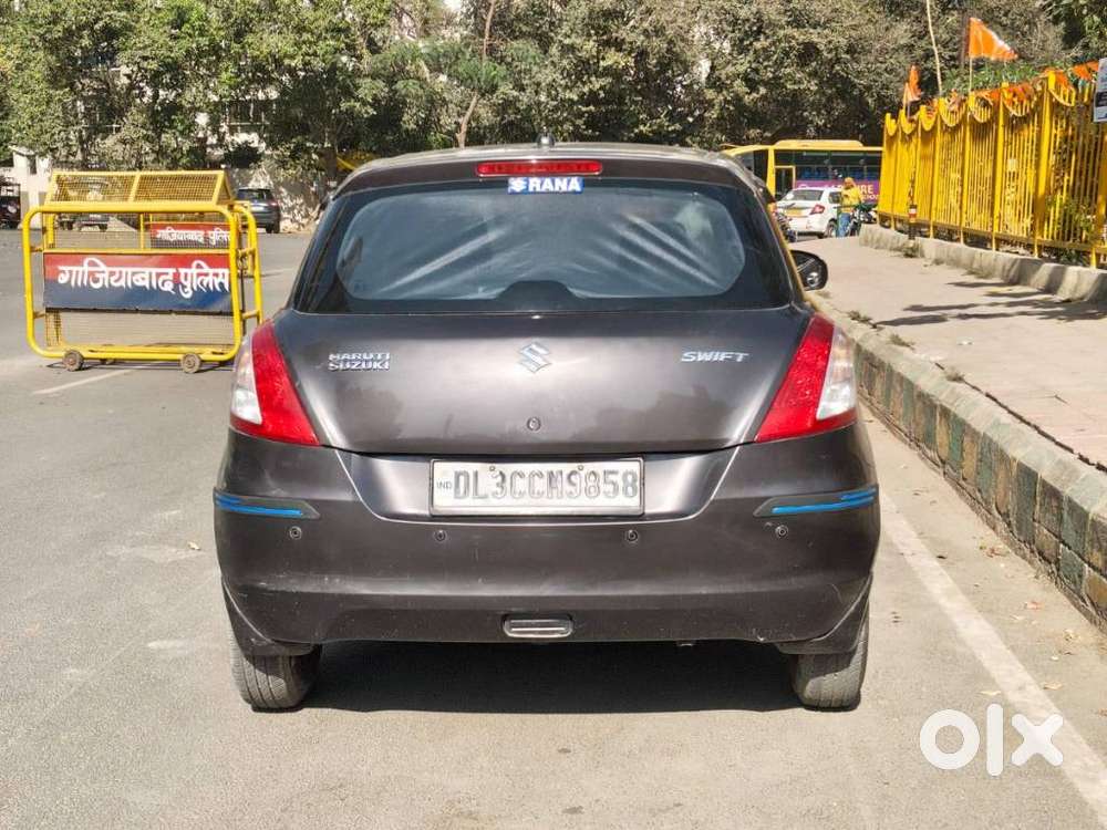 Maruti Suzuki Swift Lxi Optional-o, 2017, Petrol