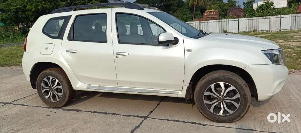 Nissan Terrano 2015 Diesel 102000 Km Driven