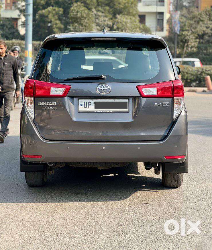 Toyota Innova Crysta 2.4 G Mt, 2022, Diesel