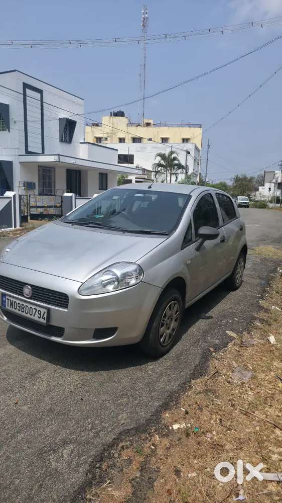 Fiat Punto 2010 Petrol 53500 Km Driven