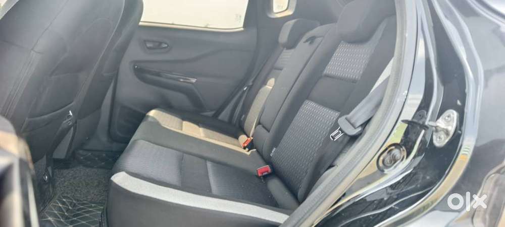 Nissan Magnite Kuro Edition 1.0 Petrol Mt, 2024, Petrol