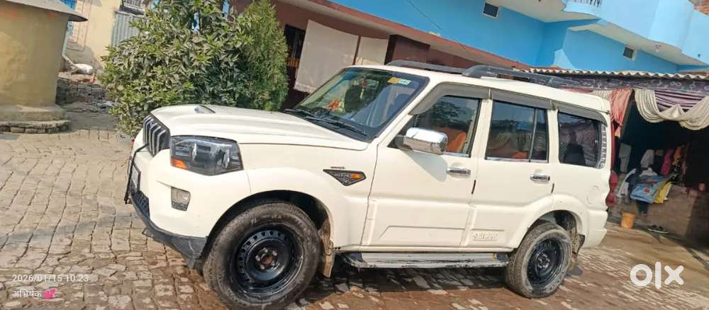 Mahindra Scorpio S4 Plus 2017 Diesel Manual