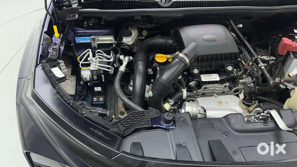 Tata Nexon Pure (s) 1.2 Petrol 6amt, 2025, Petrol