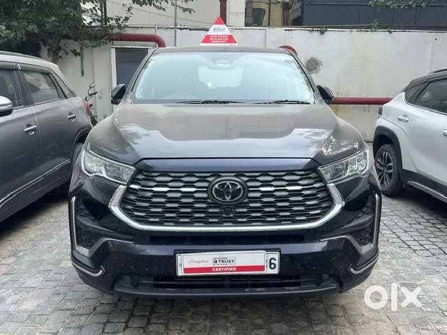 Toyota Innova Hycross 2.0 Zx Hybrid 7 Str, 2024, Petrol