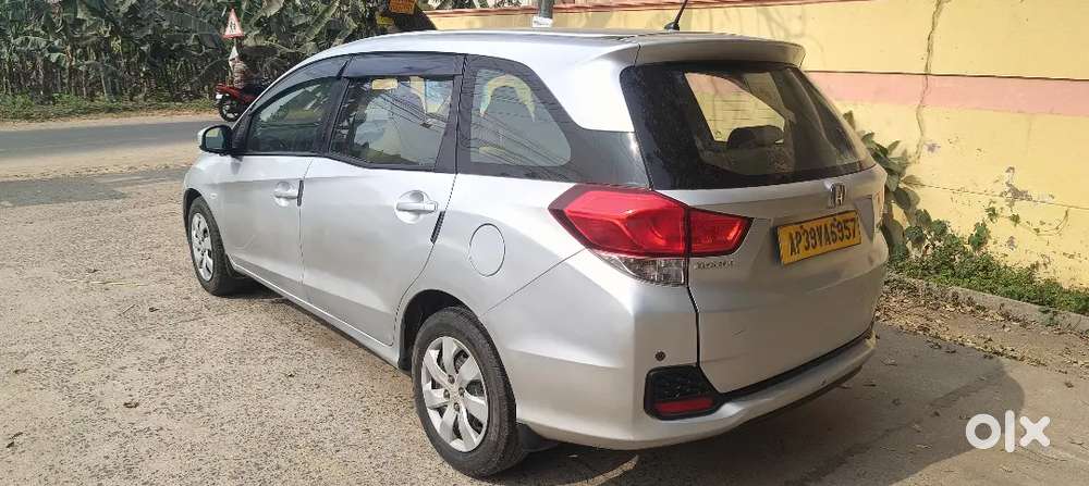 Honda Mobilio 2015 Diesel Well Maintained