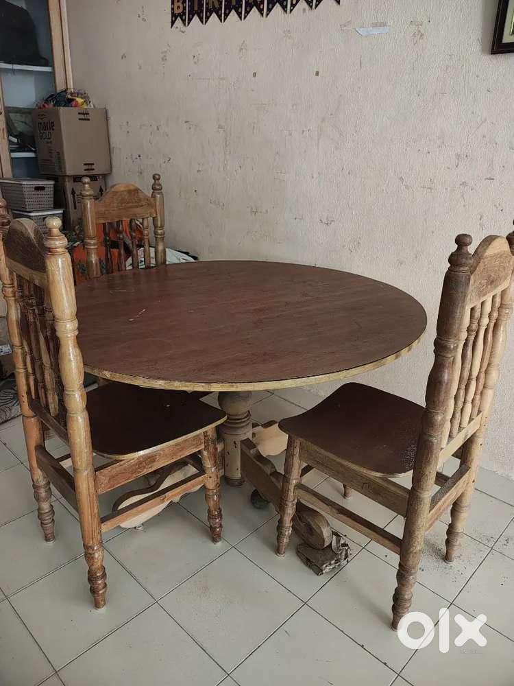 Dining table with 4 chairs