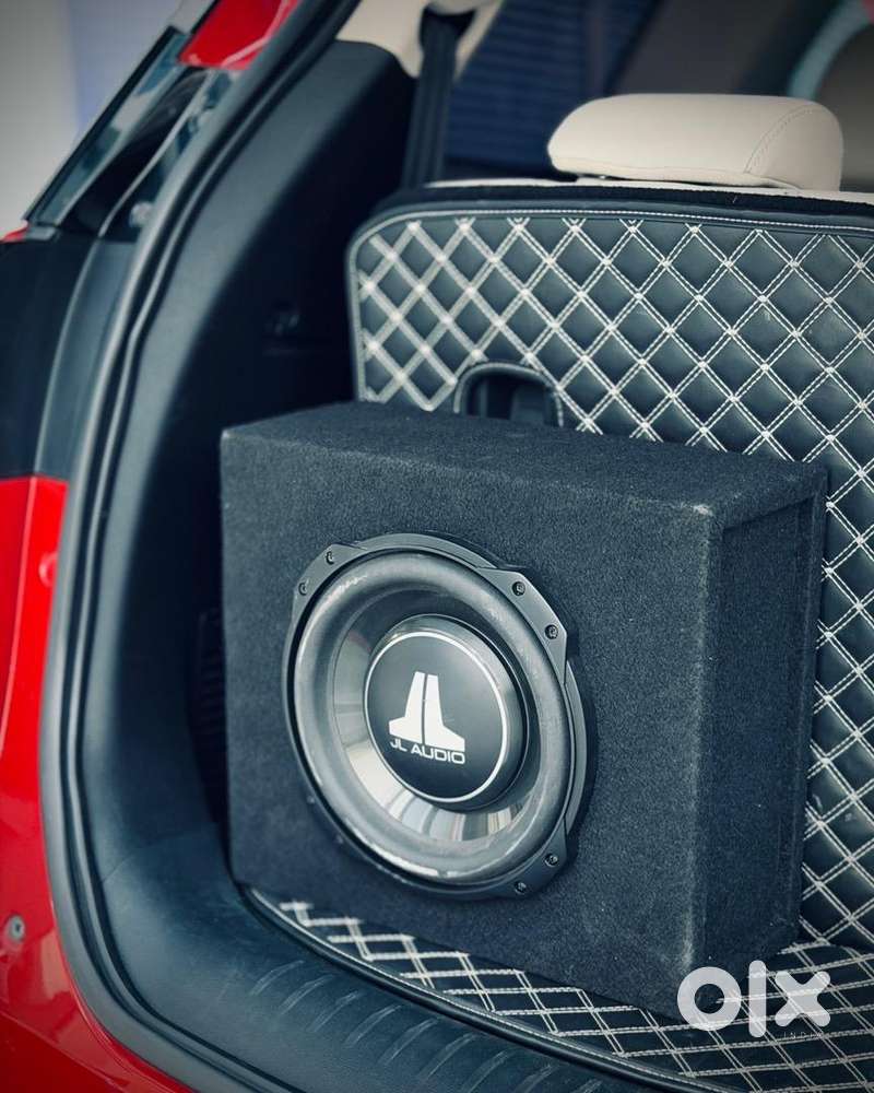 Mahindra Xuv700 2023 Diesel Well Maintained