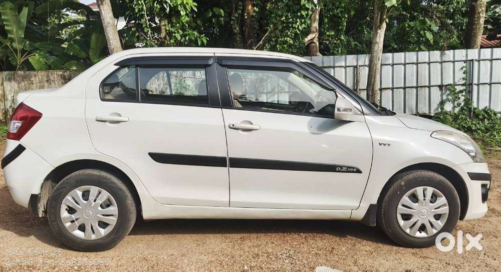 Maruti Suzuki Dzire 1.2 Vxi Amt, 2014, Petrol