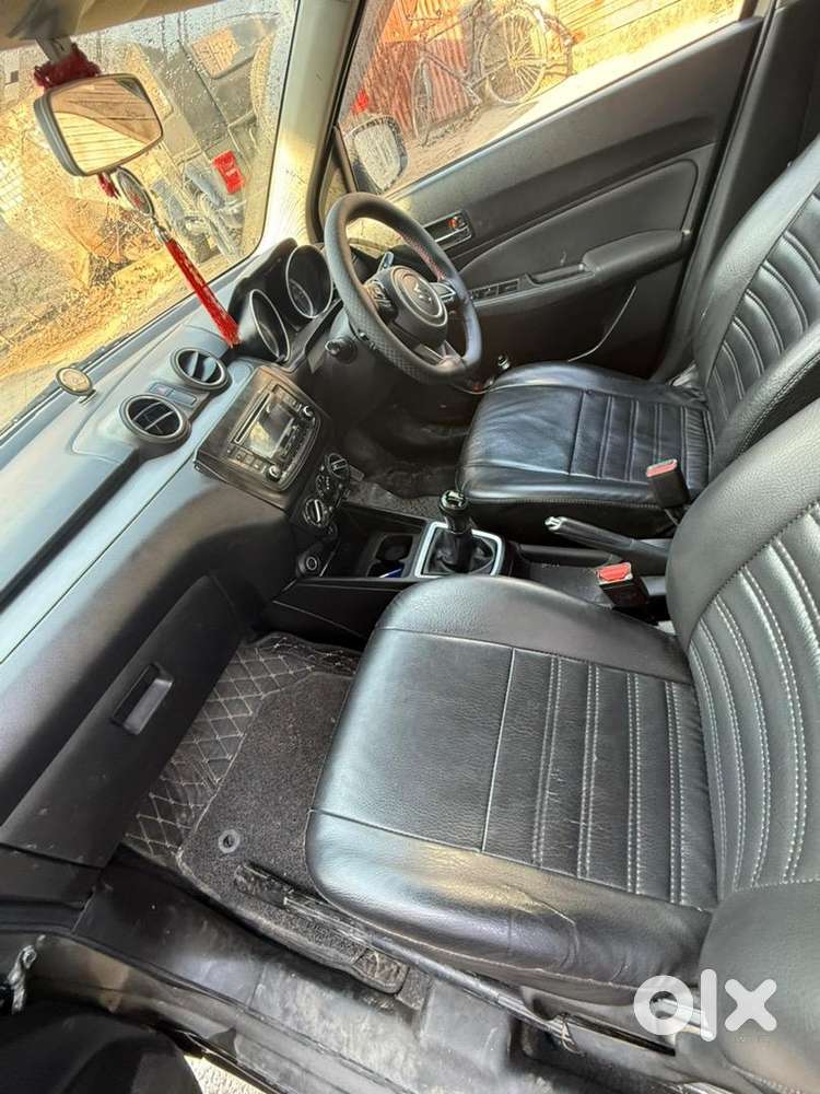 Maruti Suzuki Swift 2022 Petrol 75000 Km Driven