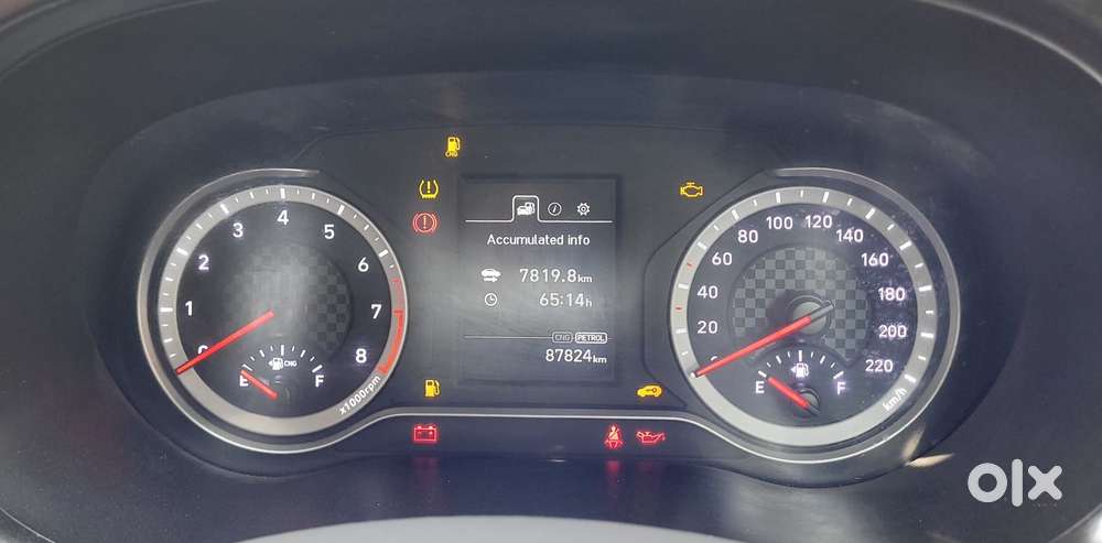 Hyundai Aura Sx (o) Manual, 2023, Cng & Hybrids