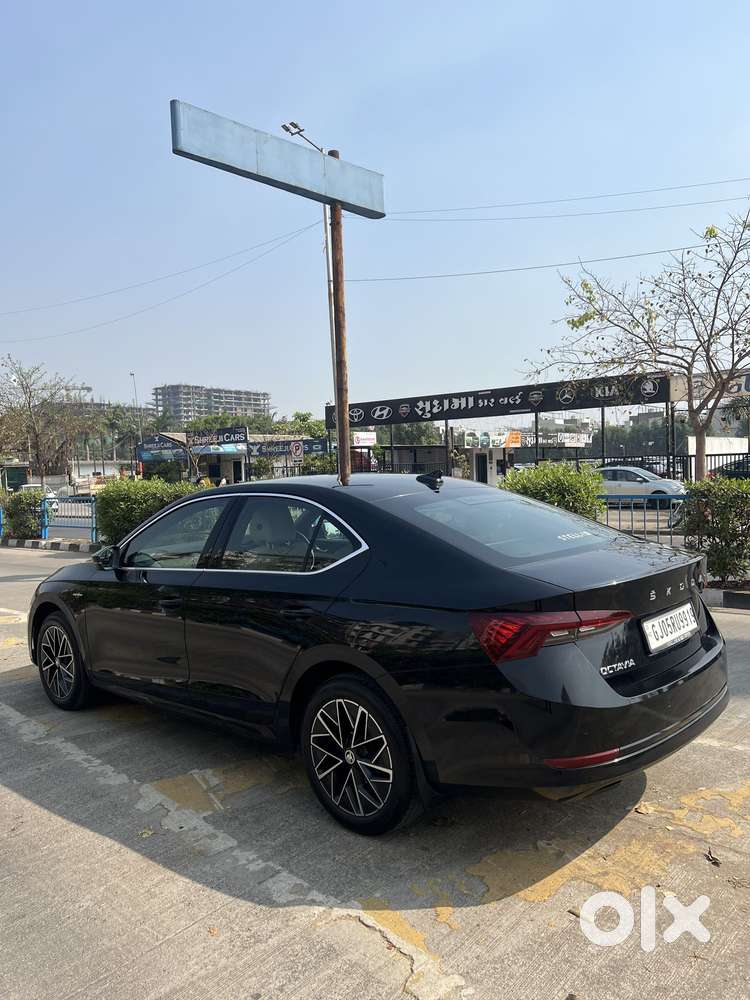 Skoda Octavia 2.0 L K Tsi At, 2023, Petrol